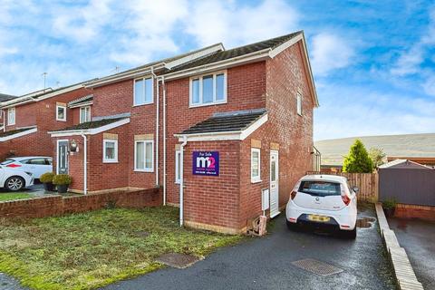 2 bedroom end of terrace house for sale, Oakview Court, Pontypool NP4