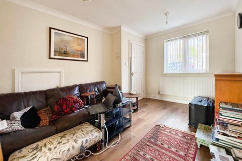 2 bedroom end of terrace house for sale, Oakview Court, Pontypool NP4