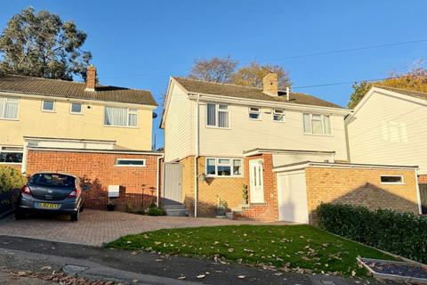 4 bedroom detached house for sale, Idenwood Close, Rainham ME8