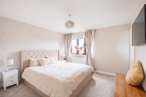 2 Hamilton Close, Lickey End, Bromsgrove, B60 1NG