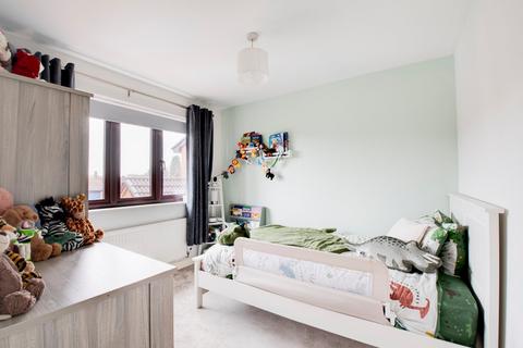 2 Hamilton Close, Lickey End, Bromsgrove, B60 1NG