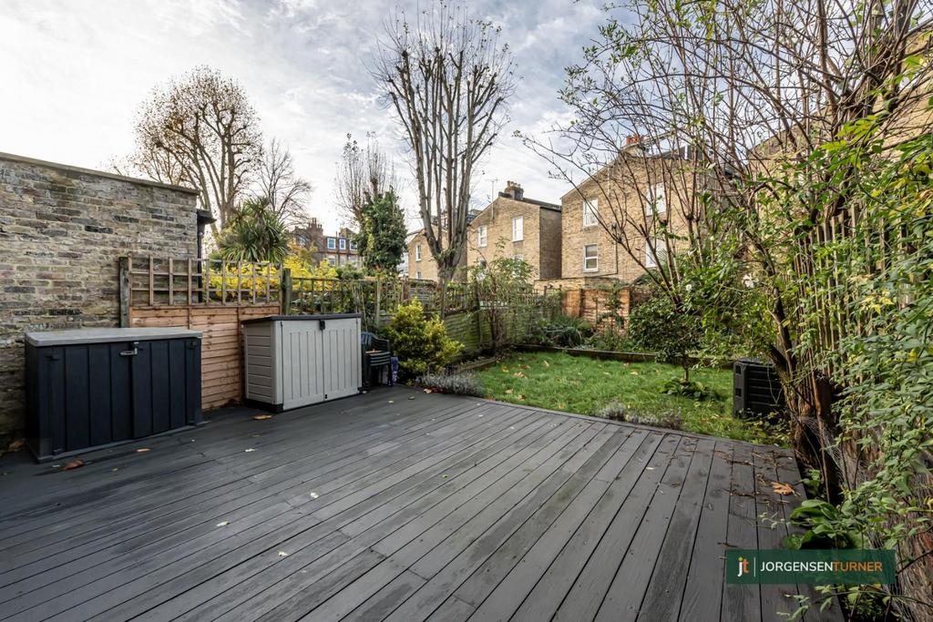 Frithville Gardens 91 GFF-016 LR - JT.jpg