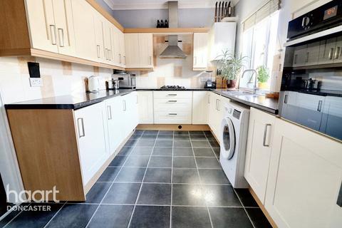 7 Beech Grove, Bentley, Doncaster, DN5 0DG