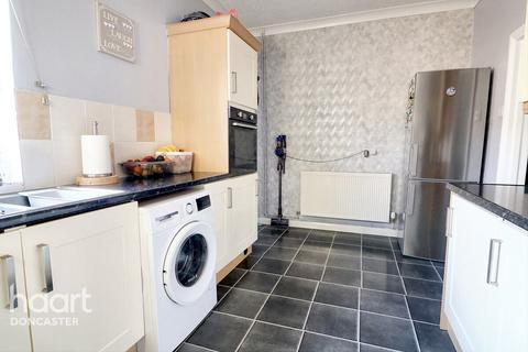 7 Beech Grove, Bentley, Doncaster, DN5 0DG