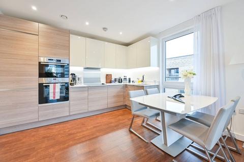 2 bedroom flat for sale, Quinton Court, Rotherhithe, London, SE16