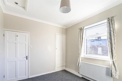 2 bedroom end of terrace house to rent, North Eastern Terrace, York, YO24 1HN