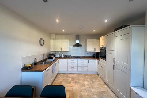 3 bedroom house to rent, Dale Croft Walk, Ilkley, West Yorkshire, UK, LS29