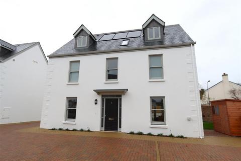 3 bedroom detached house for sale, La Rue Du Presbytere, Jersey JE2