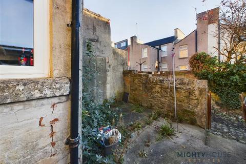12 Vine Street, Lancaster, LA1 4UF