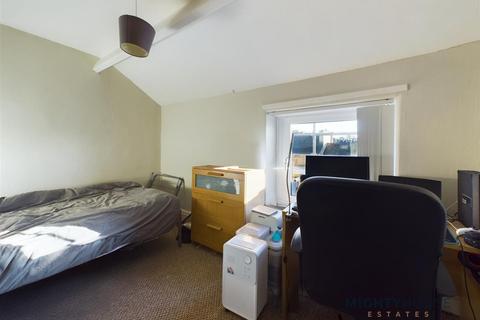 12 Vine Street, Lancaster, LA1 4UF