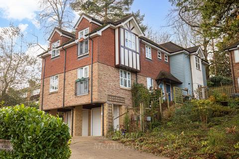 1 bedroom flat for sale, Hermitage Road, East Grinstead RH19