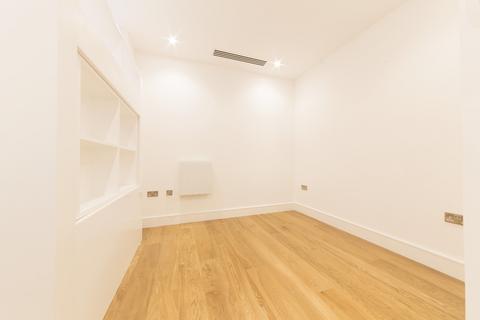 Studio to rent, Staines Road, Hounslow TW3