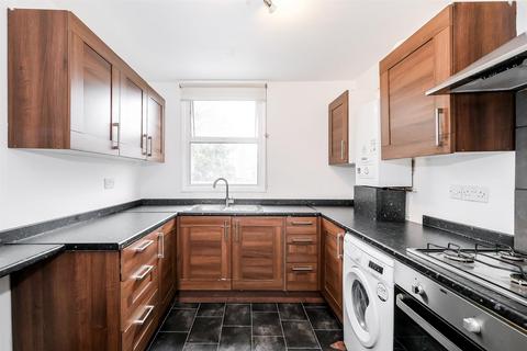 1 bedroom maisonette to rent, Clifton Avenue, Walthamstow