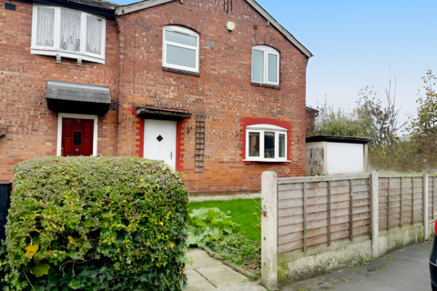 3 bedroom semi-detached house to rent, Dennison Avenue, Manchester M20