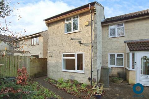 2 bedroom end of terrace house to rent, Rockstowes Way, Bristol BS10