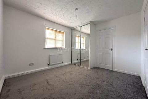 2 bedroom apartment for sale, Bramble Tye, Basildon SS15