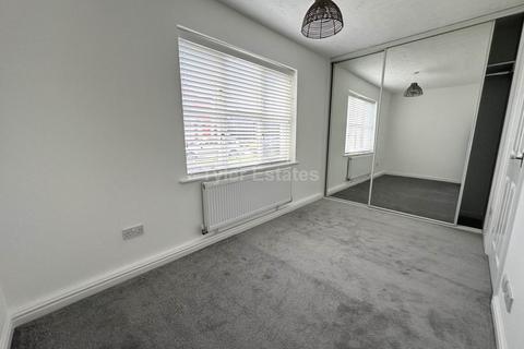 2 bedroom apartment for sale, Bramble Tye, Basildon SS15