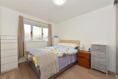 17 Transom Square, London, E14 3AQ