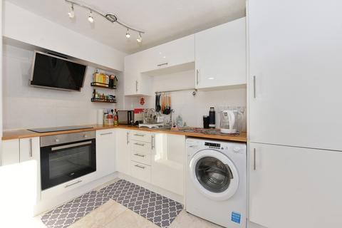 17 Transom Square, London, E14 3AQ
