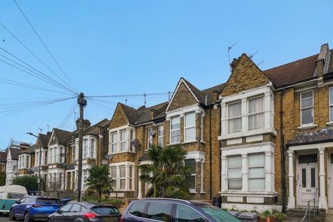 3 bedroom flat for sale, Minet Avenue, Harlesden, NW10