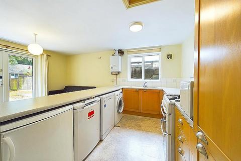 6 bedroom house to rent, Burlington Road, Southampton