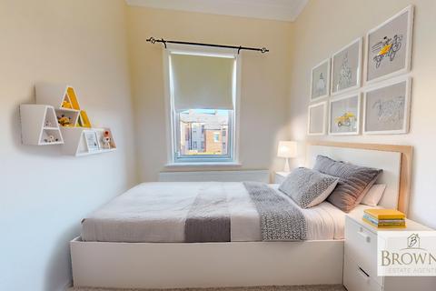 3 bedroom flat for sale, Lyndhurst Street, South Shields