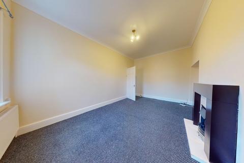 3 bedroom flat for sale, Lyndhurst Street, South Shields