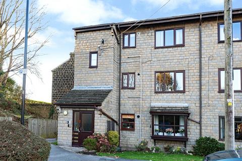 2 bedroom apartment for sale, Kerry Garth, Horsforth, Leeds, West Yorkshire