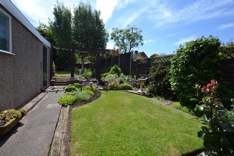 3 bedroom semi-detached house to rent, Wycliffe Avenue, Barrow Upon Soar LE12