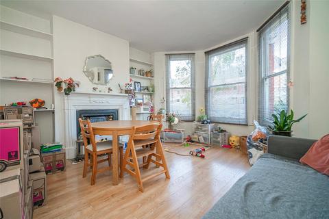 2 bedroom maisonette for sale, Albert Road, London, N22