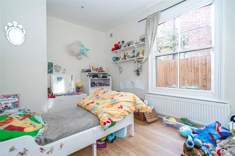 129 Albert Road, Wood Green, London, N22 7AG