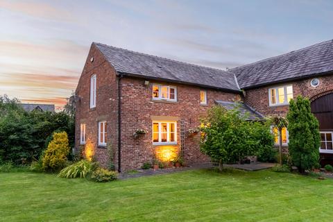 3 bedroom barn conversion for sale, Pocket Nook Lane, Warrington WA3