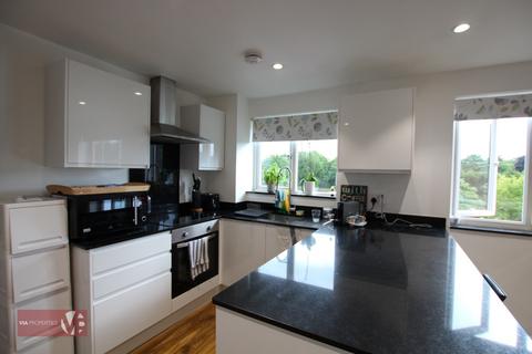 1 bedroom apartment for sale, Parrotts Field, Hoddesdon EN11