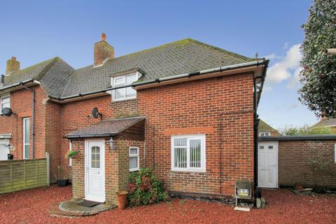 3 bedroom end of terrace house for sale, The Green, Romney Marsh TN29