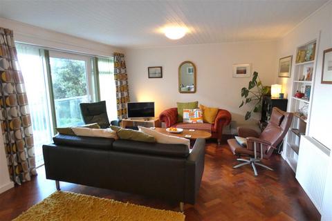 3 bedroom apartment for sale, Croft Court, Tenby