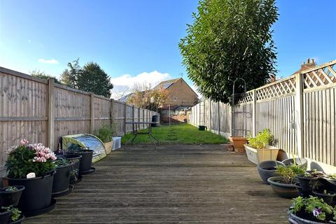 2 bedroom terraced house for sale, Lincoln Street, Newark