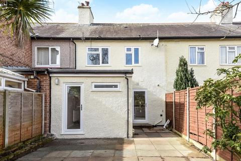 3 bedroom terraced house to rent, Laytons Lane,  Sunbury on Thames,  TW16