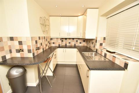 2 bedroom apartment for sale, Dale Court, Heswall, Wirral