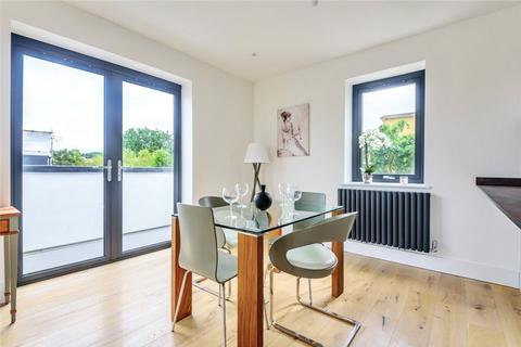 2 bedroom apartment for sale, Bellingham Road, London