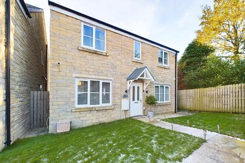 4 bedroom detached house for sale, Buckworth Road, Oakworth, Keighley, West Yorkshire