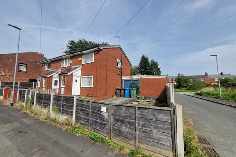 2 bedroom end of terrace house for sale, Fox Street, Oldham