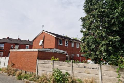 2 bedroom end of terrace house for sale, Fox Street, Oldham