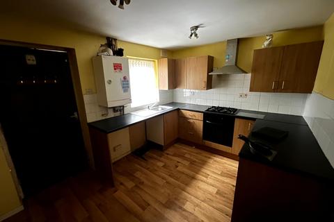 2 bedroom end of terrace house for sale, Fox Street, Oldham