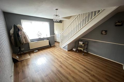 2 bedroom end of terrace house for sale, Fox Street, Oldham