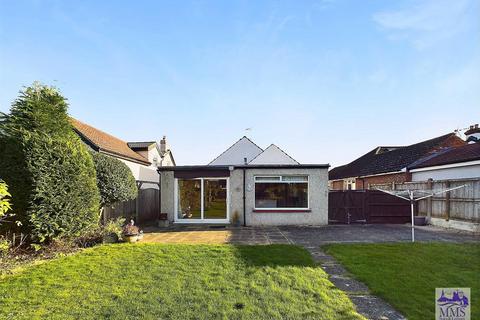 3 bedroom detached bungalow for sale, Hempstead Road, Hempstead, Gillingham