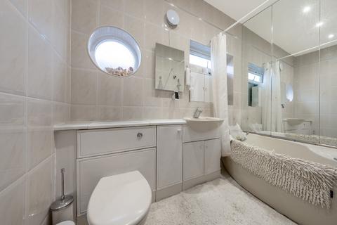 2 bedroom semi-detached house for sale, Newark Way, London NW4