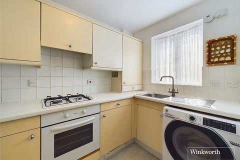 2 bedroom end of terrace house for sale, Swynford Gardens, London NW4