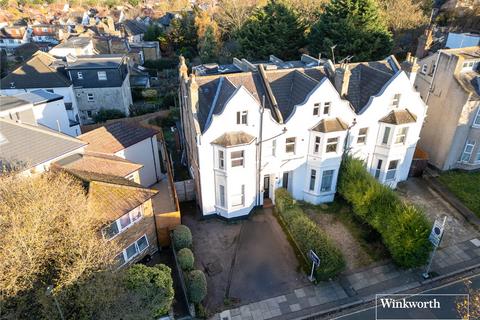 3c Sunningfields Crescent, London, NW4 4RD