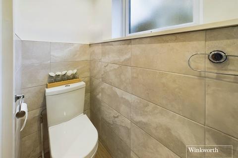 26 Woodburn Close, London, NW4 2NF