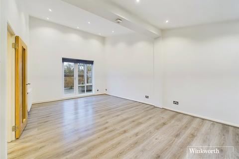 26 Woodburn Close, London, NW4 2NF